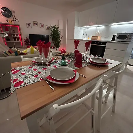 Cozy 1 Bedroom Juan-les-pins - Walk To Beaches, Restaurants, Old Town * 昂蒂布